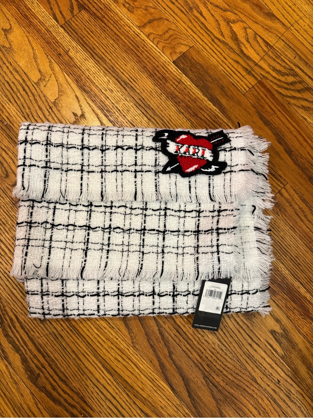 Karl Lagerfeld White & Black Grid Fringe Scarf